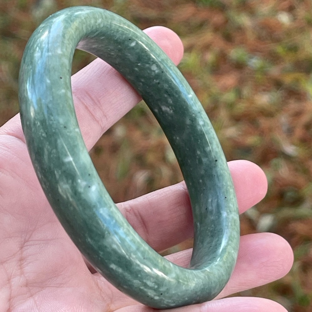New Elegant Jade Jadeite Bangle Bracelet with Certificate 63-64mm approximately